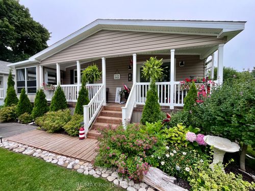 52 Cherokee Lane, Goderich, ON, N7A3Y2 | Card Image