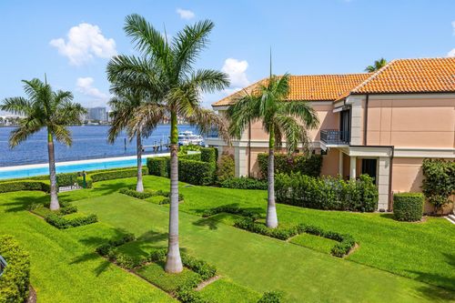 307 Everglade Ave, Palm Beach, FL, 33480-3739 | Card Image