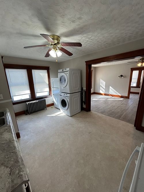 apt-1f-6 Boyden St, Webster, MA, 01570-2896 | Card Image