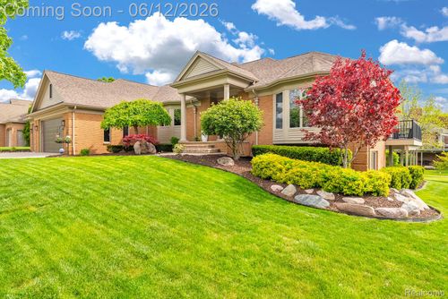 3737 Harbor Ln, East China, MI, 48054-2217 | Card Image