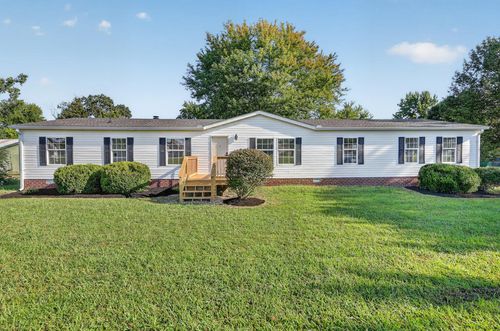 624 Highway 52 E, Portland, TN, 37148-1917 | Card Image