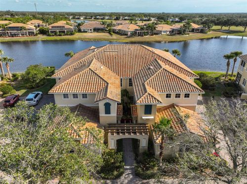 1348 Emerald Dunes Dr, SUN CITY CENTER, FL, 33573-4426 | Card Image