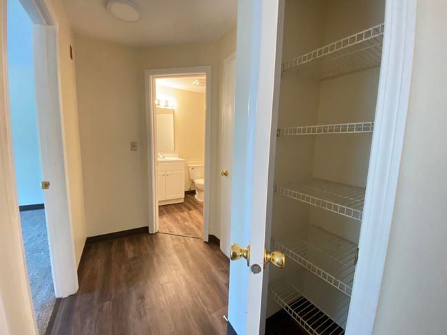 APT-303 - 173 Eastern Ave, Condo with 2 bedrooms, 1 bathrooms and null parking in Manchester NH | Image 24