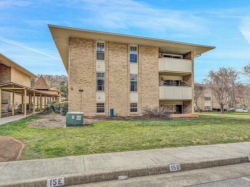 15c-5260 Crossbow Cir, Roanoke, VA, 24018-9224 | Card Image