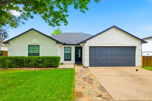 1614 Lantana Dr, Round Rock, TX, 78664-2638 | Card Image