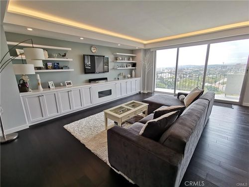 908-818 N Doheny Dr, West Hollywood, CA, 90069-3101 | Card Image