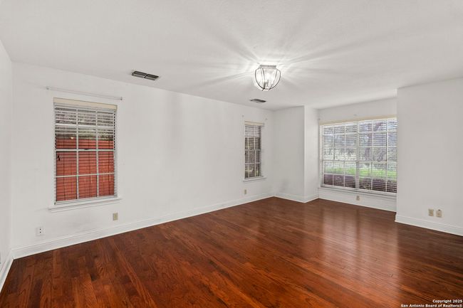 7835 Wild Eagle Rd, House other with 5 bedrooms, 3 bathrooms and null parking in San Antonio TX | Image 21