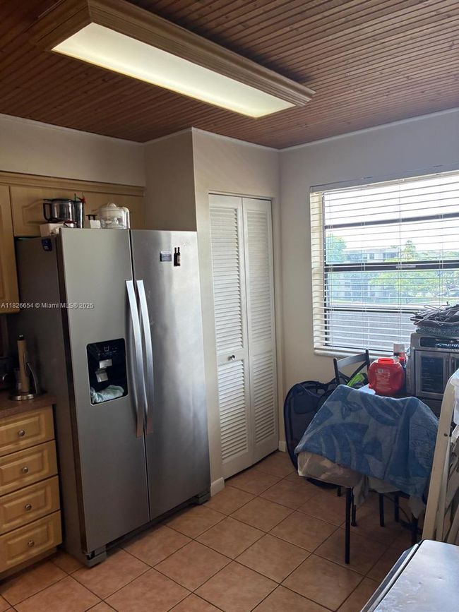 APT-504 - 1100 Colony Point Cir, Condo with 2 bedrooms, 2 bathrooms and null parking in Pembroke Pines FL | Image 9