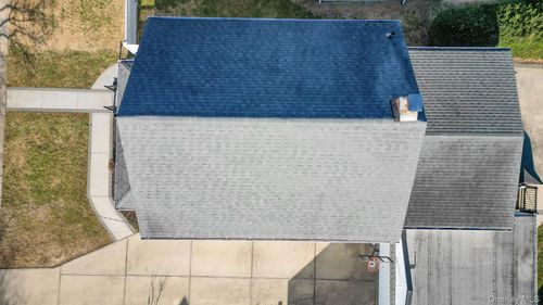 81 Irving Ave, Floral Park, NY, 11001-1330 | Card Image