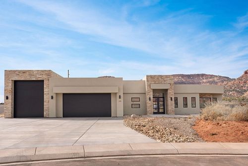 355 S Tala Cir, Kanab, UT, 84741-6294 | Card Image