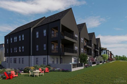 4270 Parkview Dr, Blue Ash, OH, 45242-5595 | Card Image