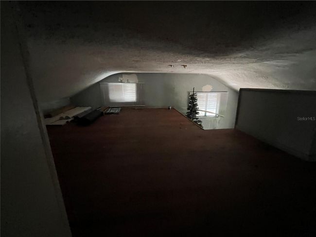 storage/attic | Image 31