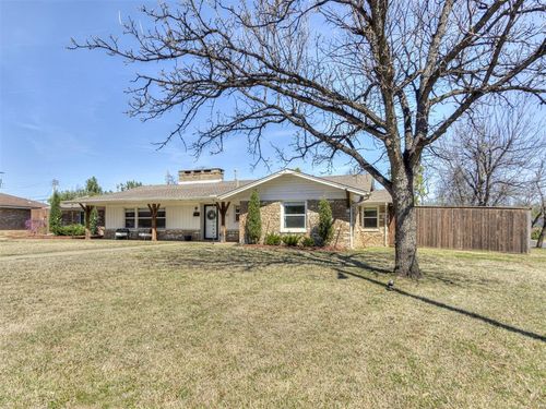 1501 Andover Court, The Village, OK, 73120 | Card Image