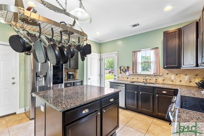 250 James Dunham Pkwy, House other with 4 bedrooms, 3 bathrooms and null parking in Richmond Hill GA | Image 9