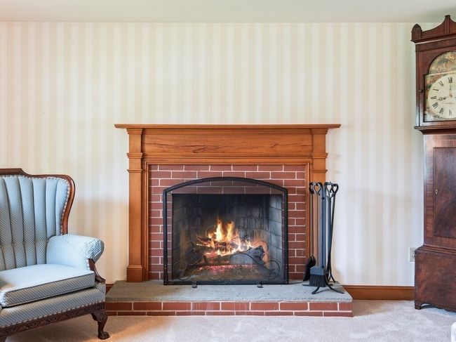 32 Westview Dr, House other with 3 bedrooms, 2 bathrooms and 6 parking in Sutton MA | Image 5