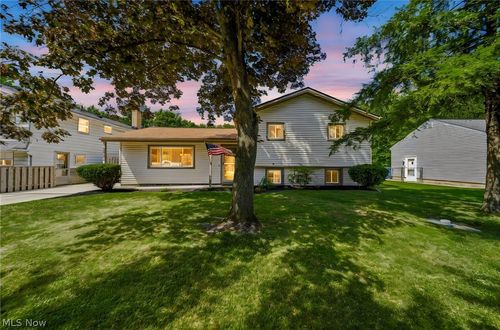 38541 Bell Rd, Willoughby, OH, 44094-7519 | Card Image