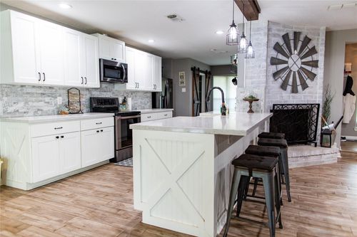 14902 Bernard Timbers Dr, East Bernard, TX, 77435-9651 | Card Image