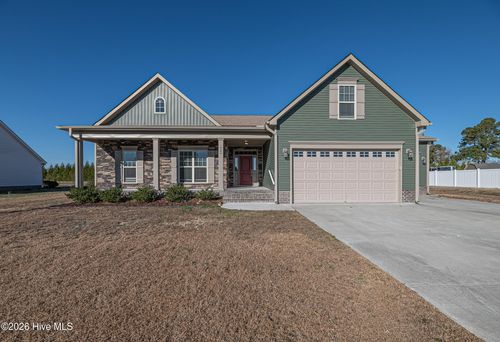 984 Whiskey Ct, Grimesland, NC, 27837-9298 | Card Image