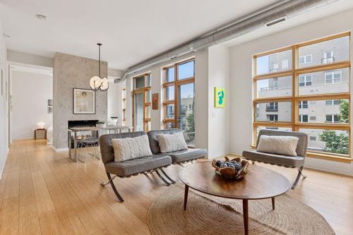 e303-2840 Bryant Ave S, Minneapolis, MN, 55408-2187 | Card Image