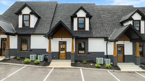 1047 Watch Hill Way, Sevierville, TN, 37862 | Card Image