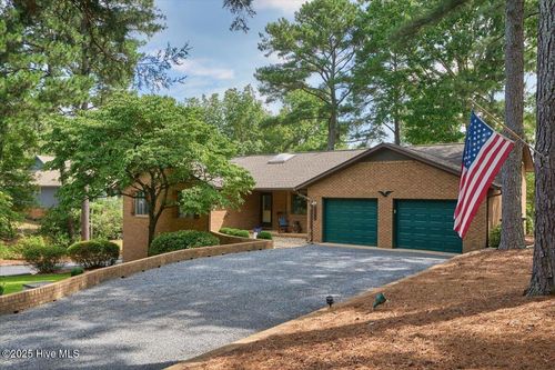 120 Shagbark Ct, West End, NC, 27376 | Card Image