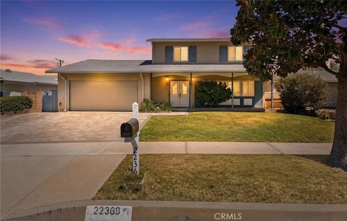 22369 Espuella Dr, Saugus, CA, 91350-2367 | Card Image