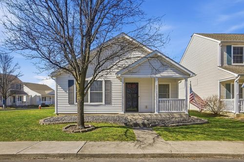 8251 Tegmen St, Columbus, OH, 43240-6073 | Card Image