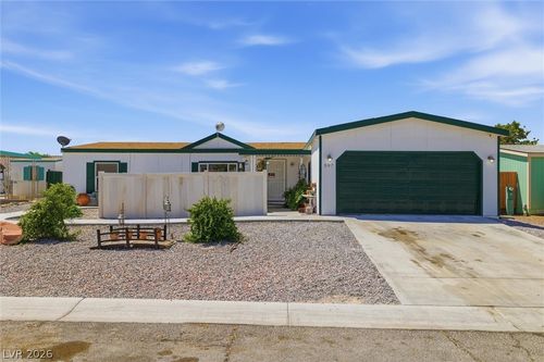 597 Krysta Ln, Pahrump, NV, 89060-2662 | Card Image