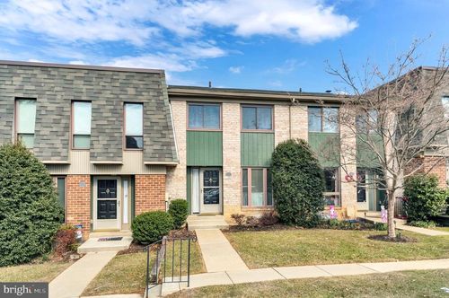 909 Putnam Blvd, WALLINGFORD, PA, 19086-6760 | Card Image