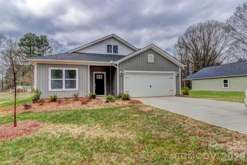 315A S Pink St, Cherryville, NC, 28021-3572 | Card Image