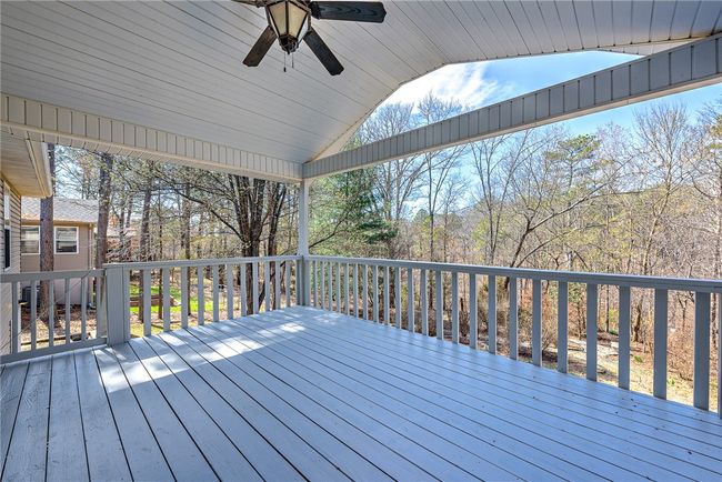 Freshly painted covered decking to enjoy nature! | Image 23