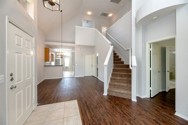 11517 Chaucer Dr, House other with 3 bedrooms, 3 bathrooms and null parking in Frisco TX | Image 7