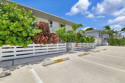 19 - 326 W Pine Street, Townhouse with 2 bedrooms, 2 bathrooms and null parking in Lantana FL | Image 3