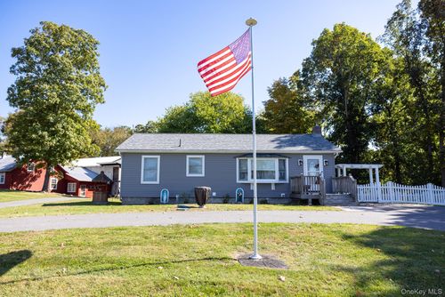 324 Gardnerville Road, Wawayanda, NY, 10958 | Card Image