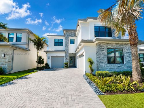 9172-9172 Silver Marsh Ln, Boca Raton, FL, 33434-5893 | Card Image