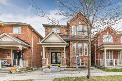 39 Pyneside St, House other with 3 bedrooms, 3 bathrooms and 5 parking in Markham ON | Image 1