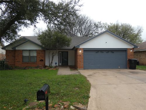 1525 Seamans Way, Abilene, TX, 79602-1928 | Card Image