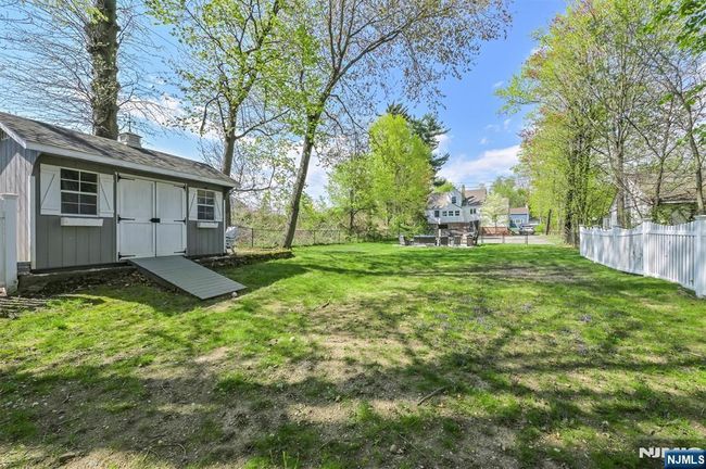 42 Jackson Ave, House other with 3 bedrooms, 3 bathrooms and null parking in Pompton Plains NJ | Image 25