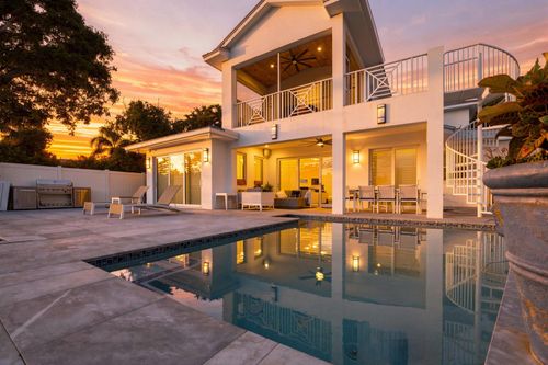 2009 Ne 21st St, Fort Lauderdale, FL, 33305-2520 | Card Image