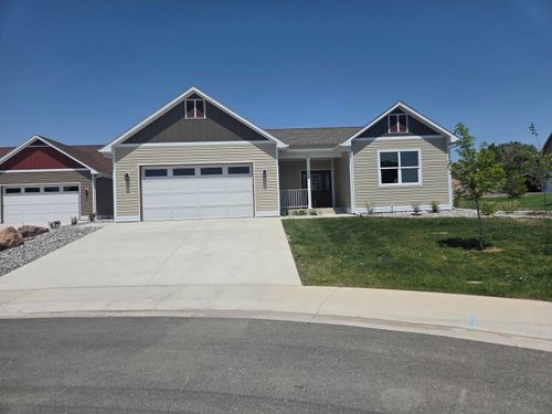 1024 Snowdrop Ct, Fruita, CO, 81521-8739 | Card Image