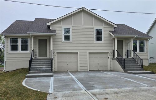 512/514 W Lawrence Street, Spring Hill, KS, 66083 | Card Image