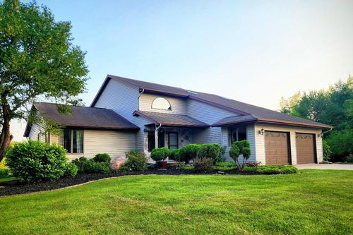 533 Sherwood Rd, Bellevue, MI, 49021-9409 | Card Image