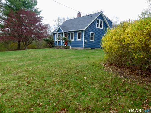 21 Winthrop Rd, Chester, CT, 06412-1036 | Card Image