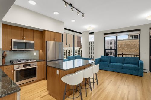 apt-808-740 Portland Ave, Minneapolis, MN, 55415-3604 | Card Image