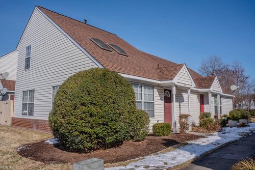 3109 Big Bend Dr, Chesapeake, VA, 23321-6163 | Card Image