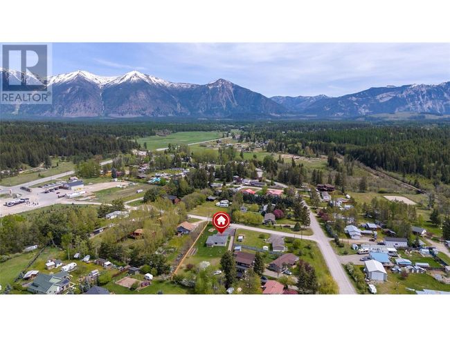 7333 George Rd, House other with 3 bedrooms, 3 bathrooms and 2 parking in Jaffray BC | Image 40