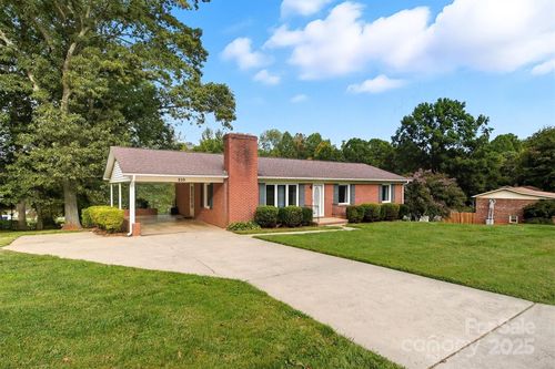 210 7th Avenue Place Sw, Conover, NC, 28613 | Card Image