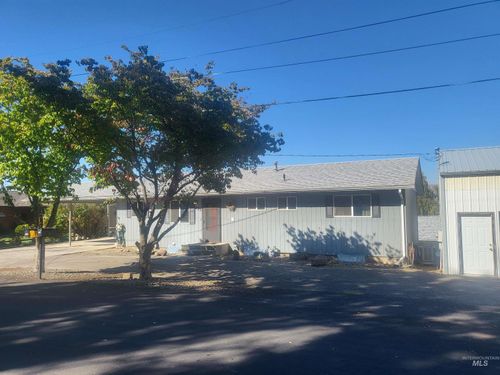 337 Stewart Dr, Lewiston, ID, 83501-4255 | Card Image