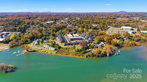 236 Linestowe Dr, Belmont, NC, 28012-3685 | Card Image