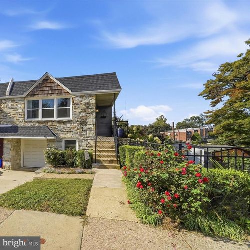 7242 Hill Rd, PHILADELPHIA, PA, 19128-1404 | Card Image